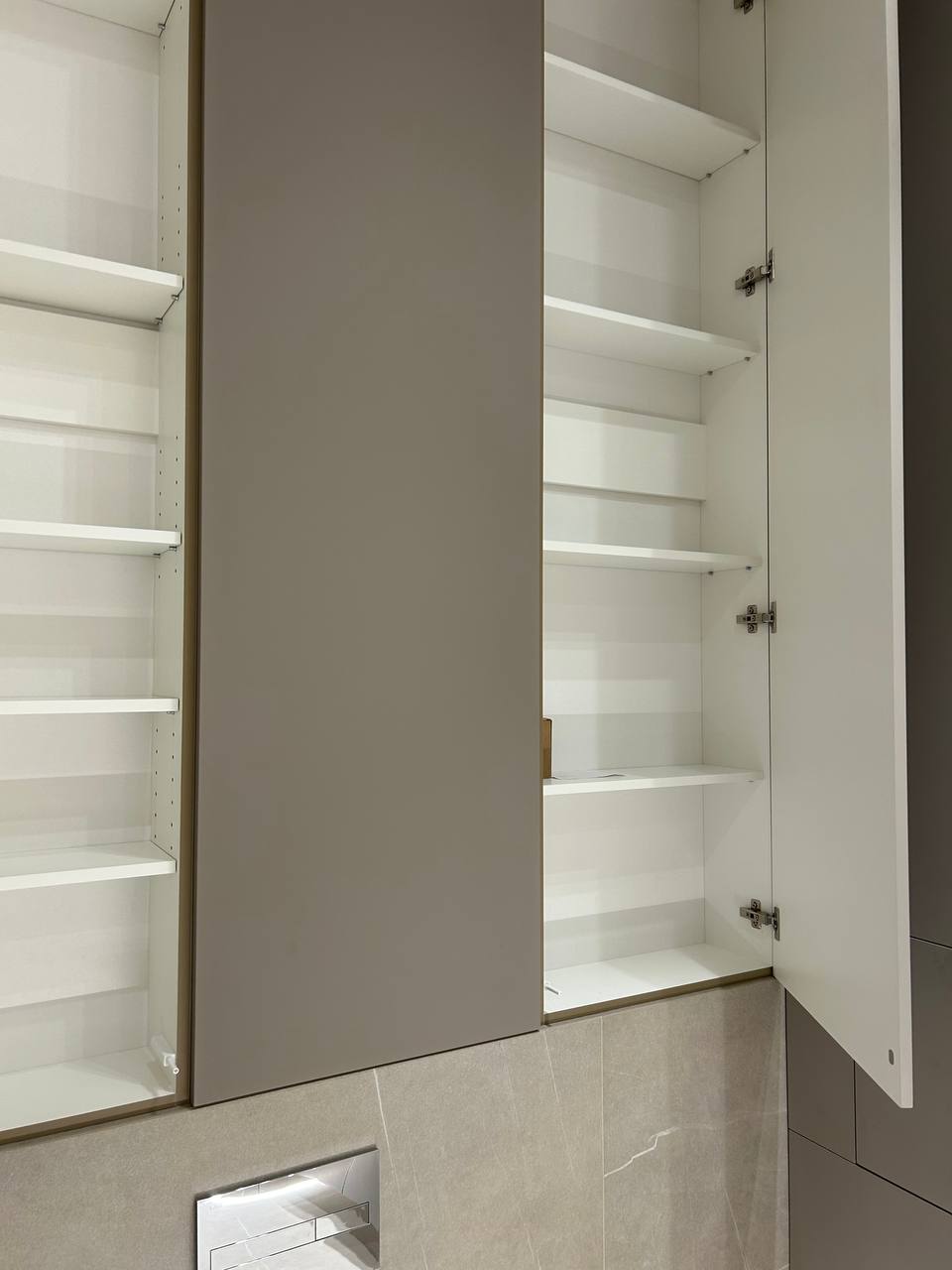 Комплект белой влагостойкой мебели в ванную комнату, фото - 3