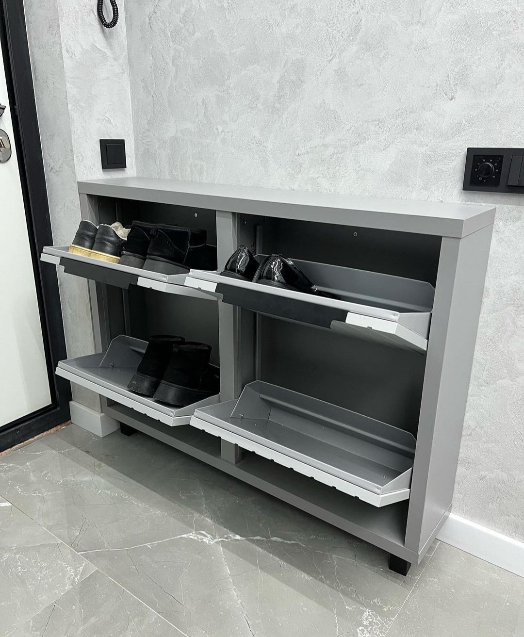 Компактная закрытая обувница, фото - 1