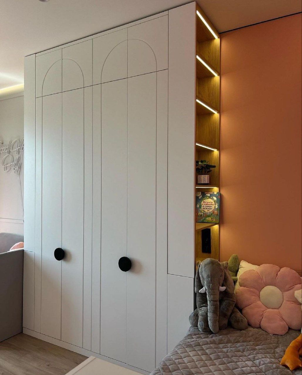 Мебель в детскую для двух девочек, фото - 1