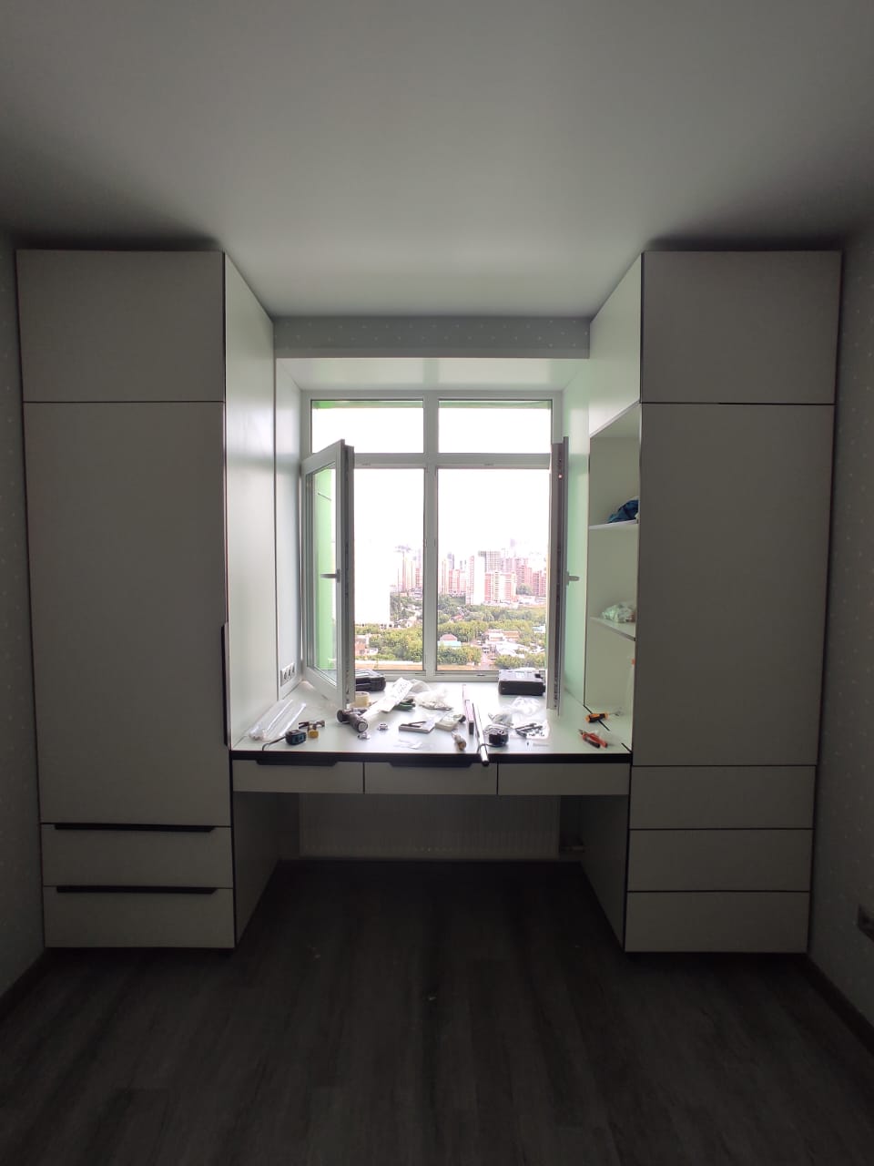 Универсальный комплект мебели в детскую комнату, фото - 1