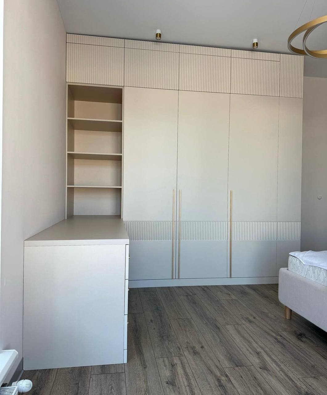 Комплект мебели в спальную комнату, фото - 1