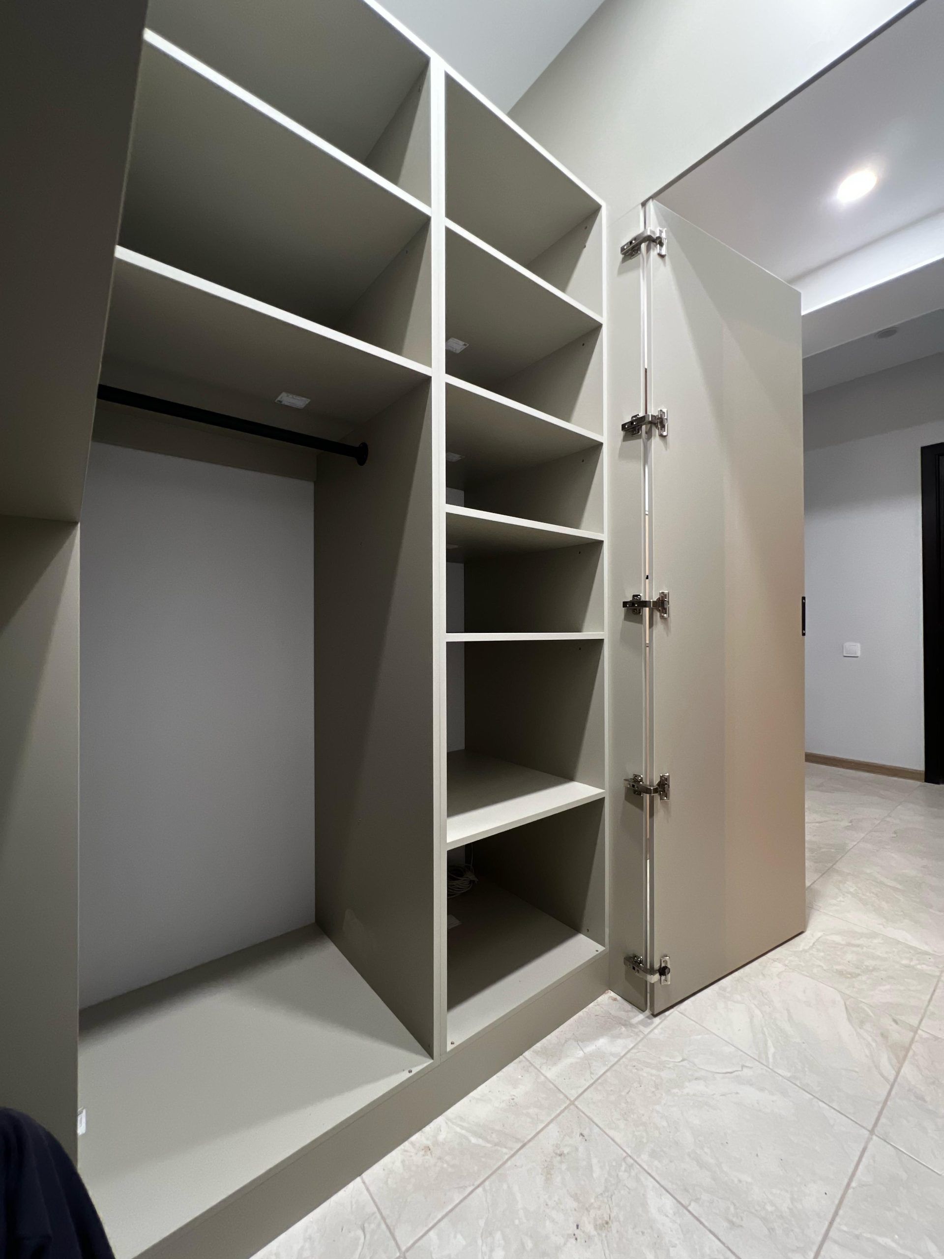 Прихожая-гардеробная: 2в1 для небольшой квартиры, фото - 2